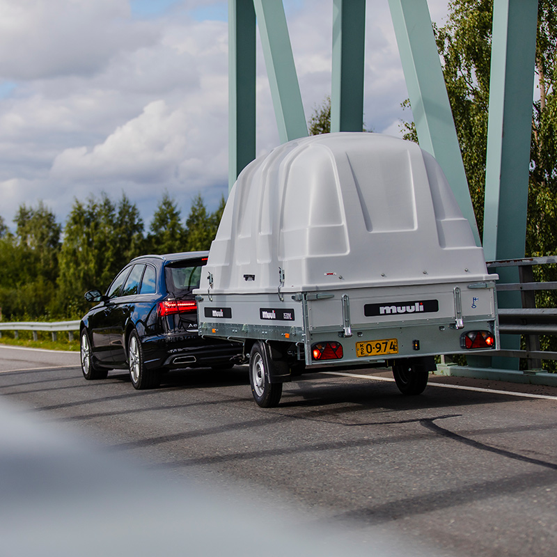 Peräkärry vuokraus K-Rauta myymälässä